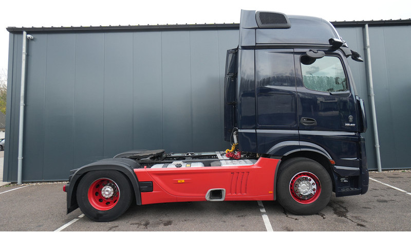 Mercedes-Benz ACTROS 1945 GIGASPACE 713.000KM - Trekker: afbeelding 2 Mercedes-Benz ACTROS 1945 GIGASPACE 713.000KM - Trekker: afbeelding 2