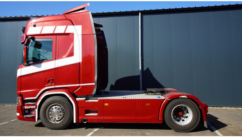 Scania R 450 TOPLINE EURO 6 RETARDER - Trekker: afbeelding 1 Scania R 450 TOPLINE EURO 6 RETARDER - Trekker: afbeelding 1