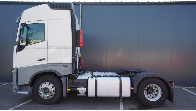 Volvo FH 420 ADR 841.000KM EURO 6 - Trekker: afbeelding 1 Volvo FH 420 ADR 841.000KM EURO 6 - Trekker: afbeelding 1