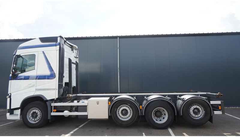 Volvo FH 460 8X2 20 FT CONTAINER TRANSPORT TRUCK - Containertransporter/ Wissellaadbak vrachtwagen: afbeelding 1 Volvo FH 460 8X2 20 FT CONTAINER TRANSPORT TRUCK - Containertransporter/ Wissellaadbak vrachtwagen: afbeelding 1