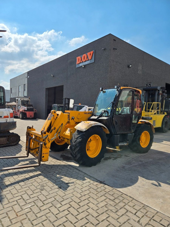 JCB 530 - Verreiker: afbeelding 1 JCB 530 - Verreiker: afbeelding 1