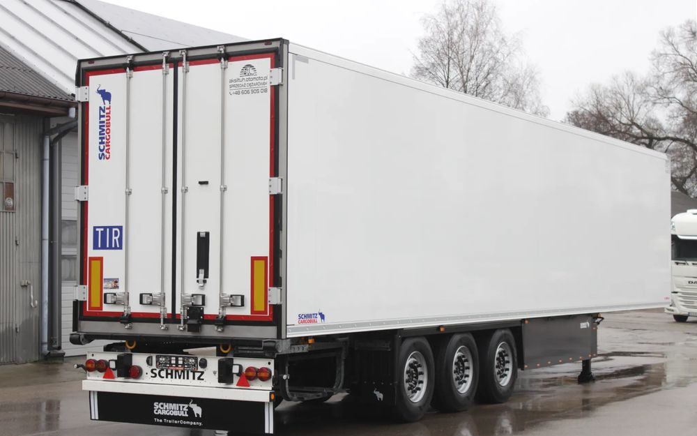 Schmitz Cargobull FP 60 V7 Thermo King SLXi 300 / DOPPELSTOCK / 2 458 MTH - JAK FABRYCZNIE NOWA / ŚCIANA 7 CM / - Koelwagen oplegger: afbeelding 4 Schmitz Cargobull FP 60 V7 Thermo King SLXi 300 / DOPPELSTOCK / 2 458 MTH - JAK FABRYCZNIE NOWA / ŚCIANA 7 CM / - Koelwagen oplegger: afbeelding 4