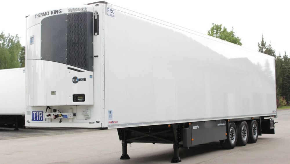 Schmitz Cargobull Thermo King SLXi 300 / **1880 MTG** / JAK NOWA / FP 60 ŚCIANA 7 CM / - Koelwagen oplegger: afbeelding 1 Schmitz Cargobull Thermo King SLXi 300 / **1880 MTG** / JAK NOWA / FP 60 ŚCIANA 7 CM / - Koelwagen oplegger: afbeelding 1