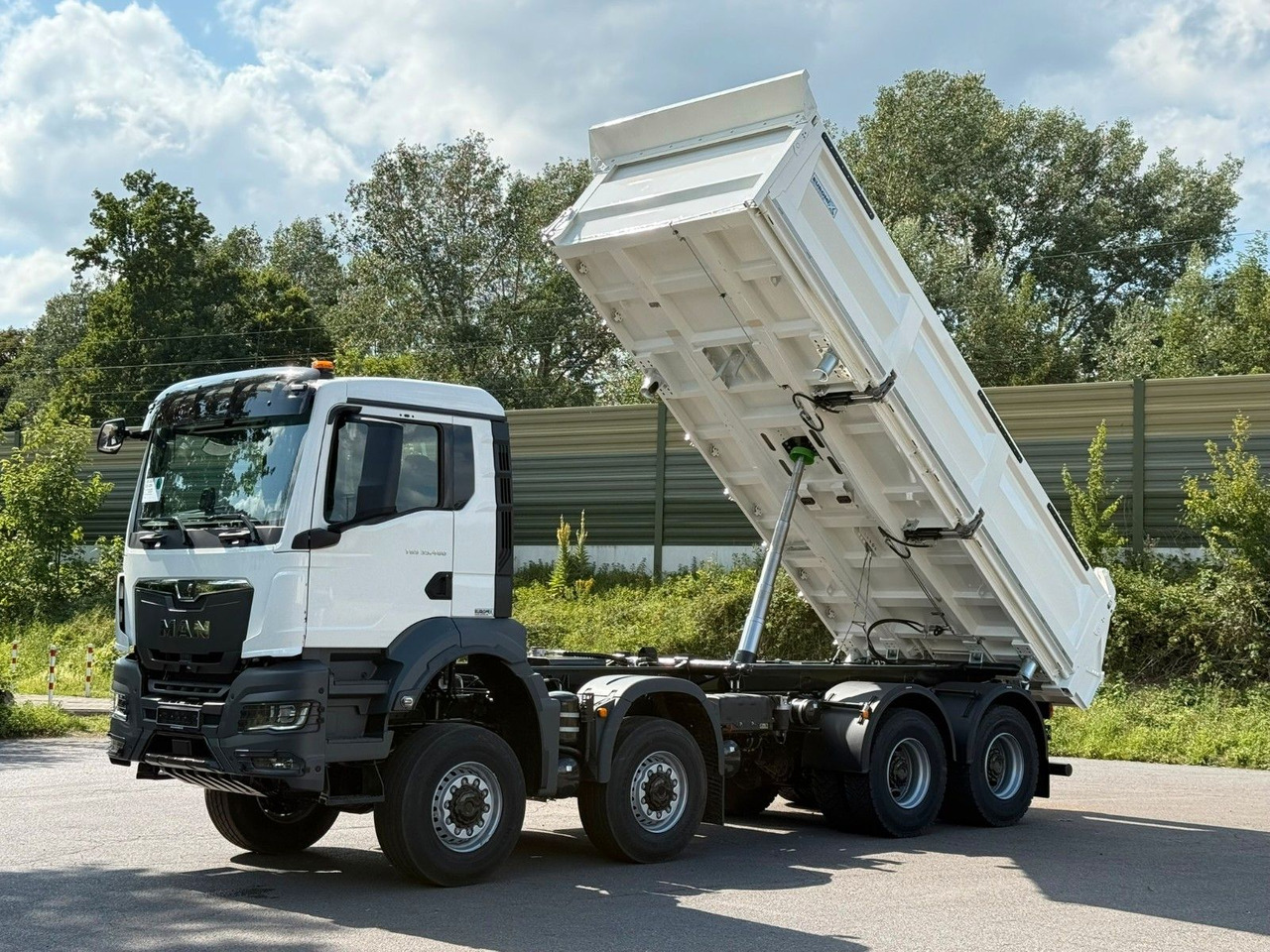 MAN TGS 35.480 8x8 EuromixMTP 3-Seiten-Kipper - Kipper vrachtwagen: afbeelding 1 MAN TGS 35.480 8x8 EuromixMTP 3-Seiten-Kipper - Kipper vrachtwagen: afbeelding 1