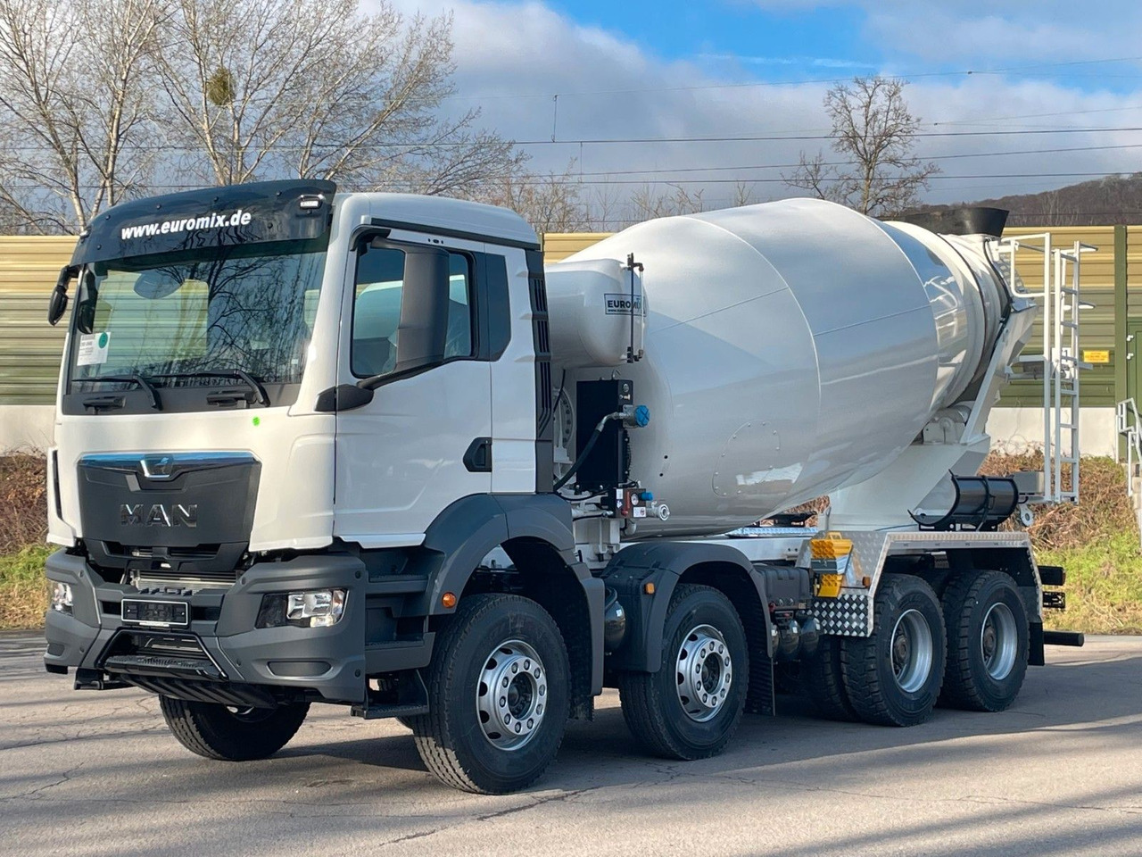 MAN TGS 41.400 8x4 / EuromixMTP EM 10m³ R / EURO 2 - Betonmixer: afbeelding 3 MAN TGS 41.400 8x4 / EuromixMTP EM 10m³ R / EURO 2 - Betonmixer: afbeelding 3