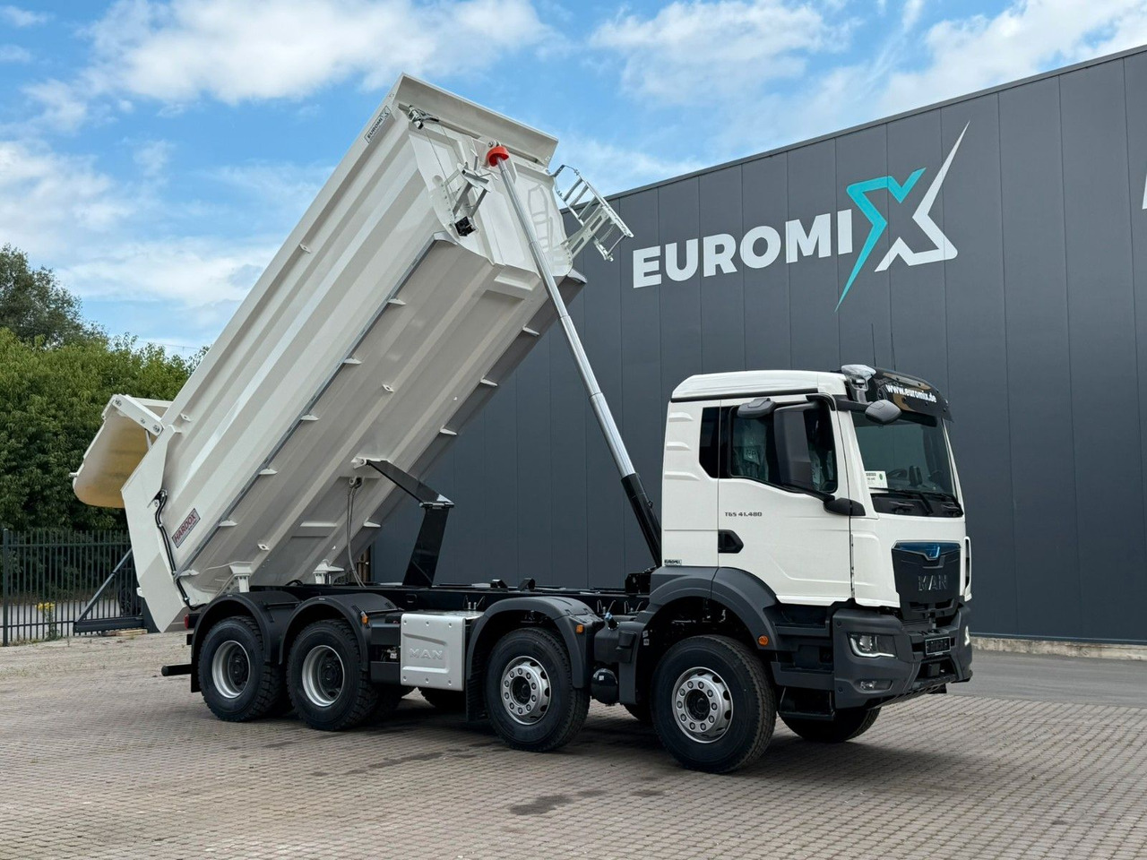 MAN TGS 41.480 BB 8X4 Euromix Mulden Kipper HARDOX - Kipper vrachtwagen: afbeelding 1 MAN TGS 41.480 BB 8X4 Euromix Mulden Kipper HARDOX - Kipper vrachtwagen: afbeelding 1