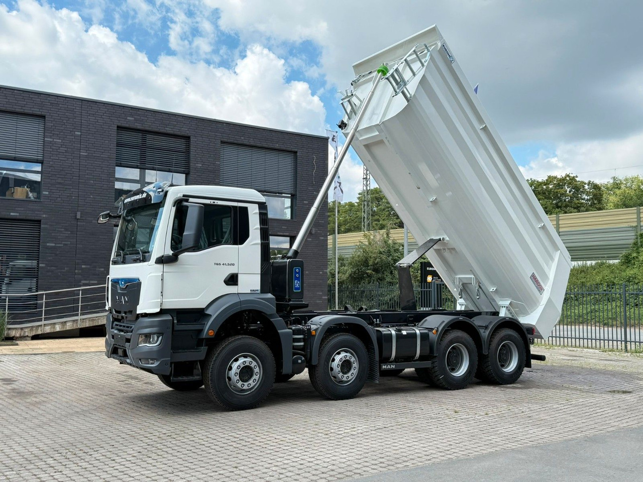 Kipper vrachtwagen MAN TGS 41.520 BB 8X4 Euromix MuldenKipper  Retarder: afbeelding 13