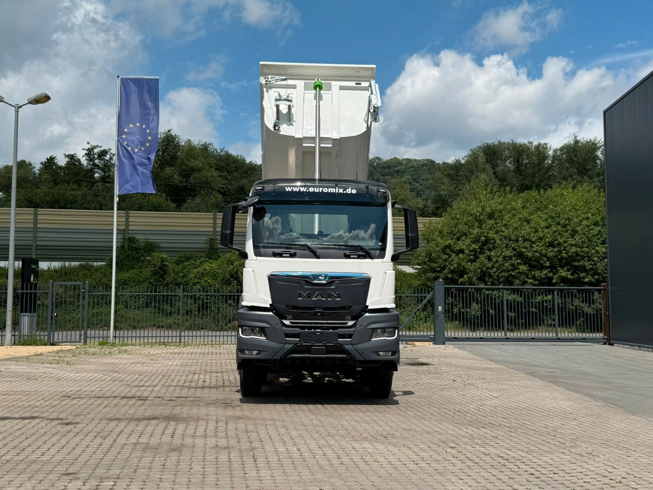 Kipper vrachtwagen MAN TGS 41.520 BB 8X4 Euromix MuldenKipper  Retarder: afbeelding 11