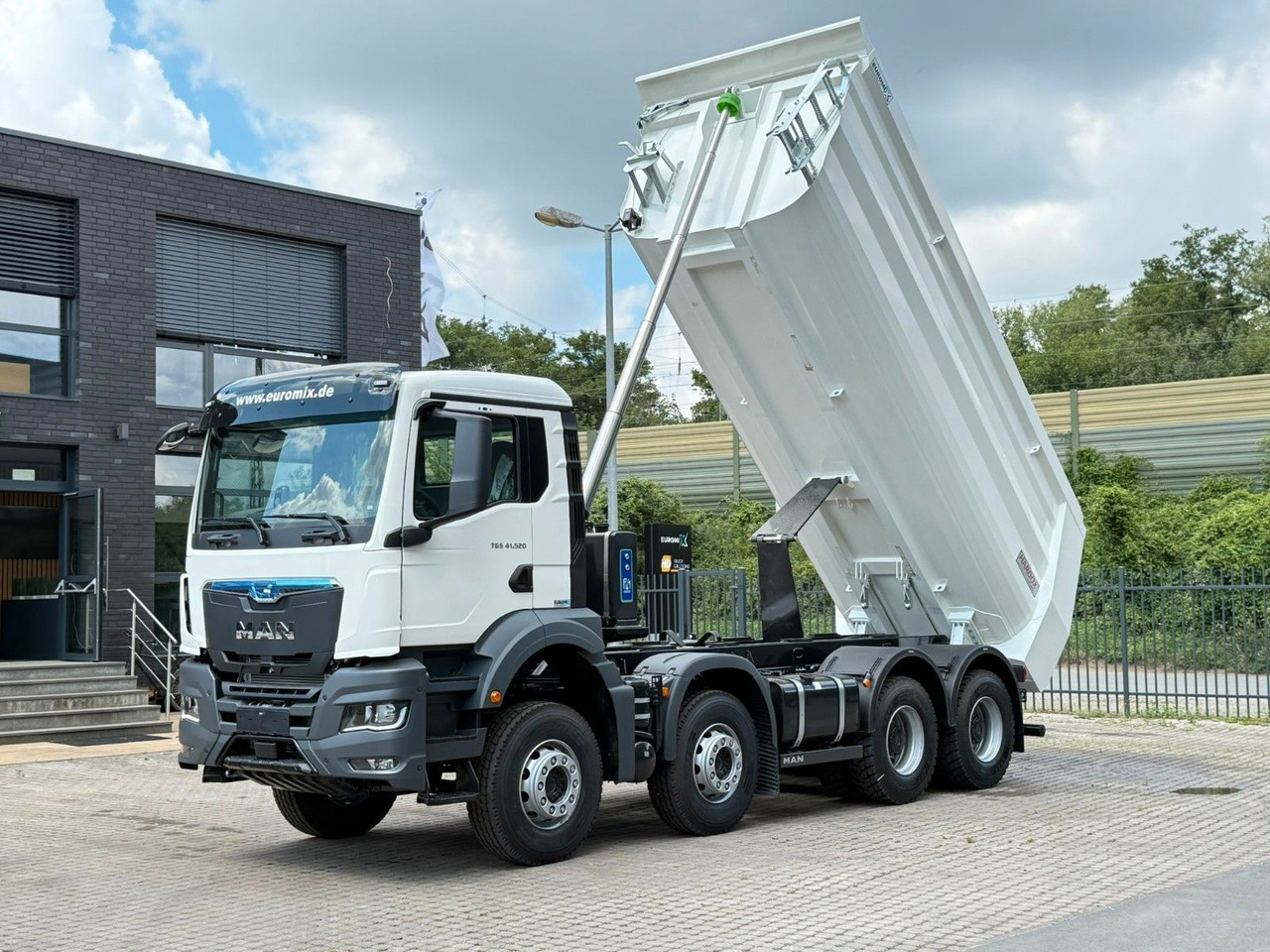 Kipper vrachtwagen MAN TGS 41.520 BB 8X4 Euromix MuldenKipper  Retarder: afbeelding 12