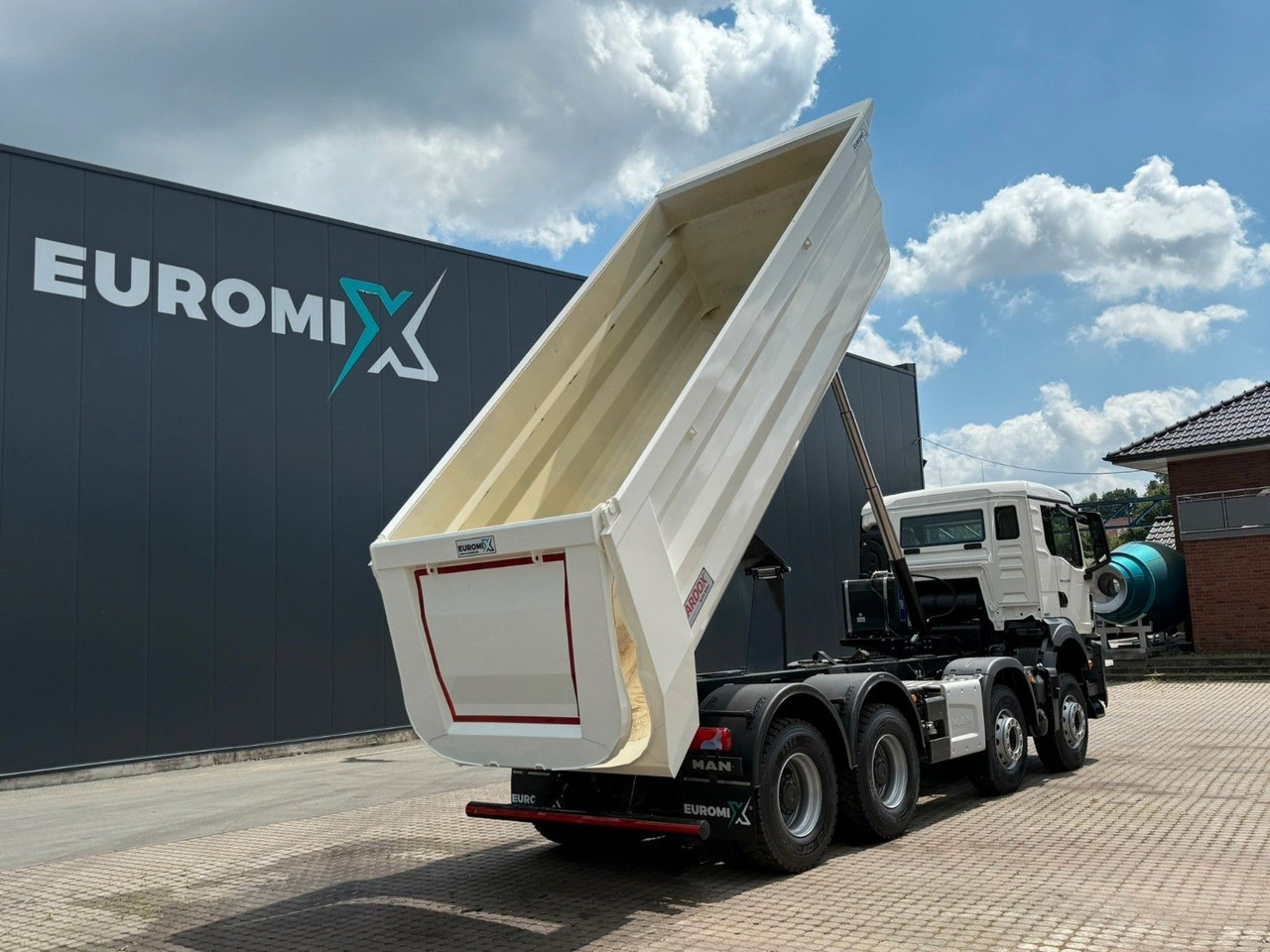 Kipper vrachtwagen MAN TGS 41.520 BB 8X4 Euromix MuldenKipper  Retarder: afbeelding 16