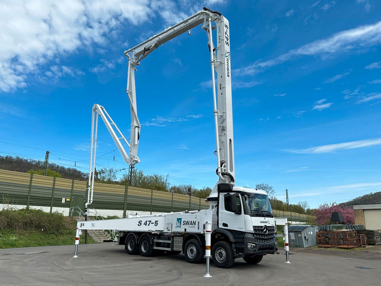 Mercedes-Benz Arocs 5 4542 8x4 SWAN TSP 47-5 160RZ ( 47m ) - Betonpomp: afbeelding 1 Mercedes-Benz Arocs 5 4542 8x4 SWAN TSP 47-5 160RZ ( 47m ) - Betonpomp: afbeelding 1