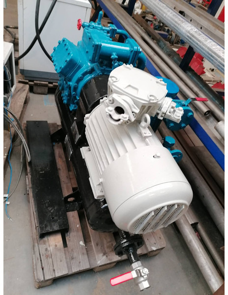 DEBICA Used and reconditioned Vertical compressor - Motor en onderdelen voor Bouwmachine: afbeelding 2 DEBICA Used and reconditioned Vertical compressor - Motor en onderdelen voor Bouwmachine: afbeelding 2