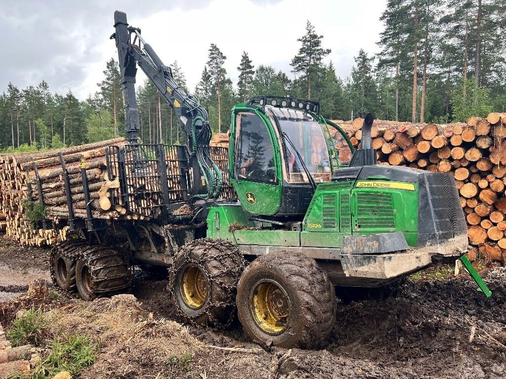 John Deere 1510 G - Forwarder: afbeelding 1 John Deere 1510 G - Forwarder: afbeelding 1