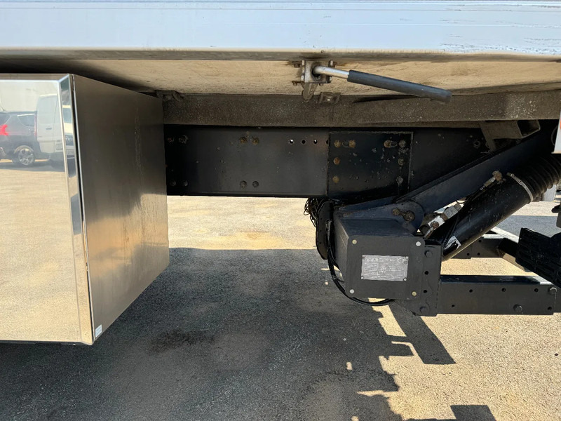 Volvo FM 330 6x2*4, Euro 6, REF-truck, 2019 - Koelwagen vrachtwagen: afbeelding 5 Volvo FM 330 6x2*4, Euro 6, REF-truck, 2019 - Koelwagen vrachtwagen: afbeelding 5