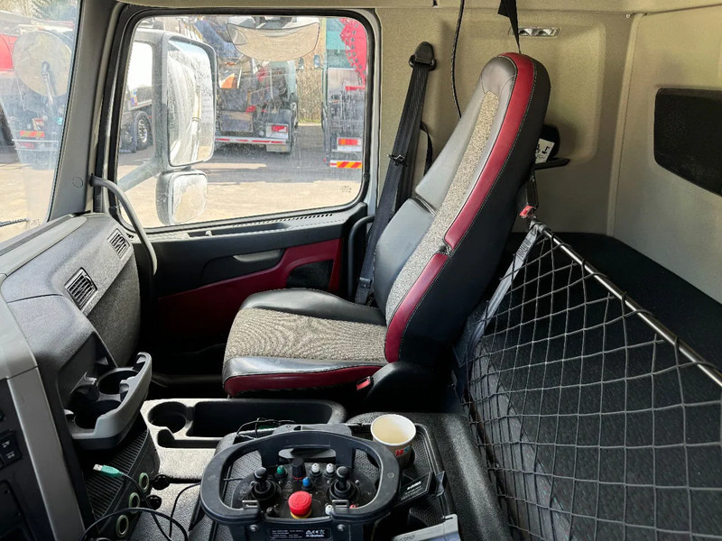 Betonmixer Volvo FM 370 6x2*4, 8m3 Mixer with Hyrdaul.-slide, 2016: afbeelding 18