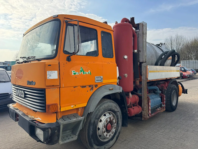 Iveco Turbotech **VACUMTRUCK-HYDROCUREUR** - Vacuümwagen: afbeelding 3 Iveco Turbotech **VACUMTRUCK-HYDROCUREUR** - Vacuümwagen: afbeelding 3