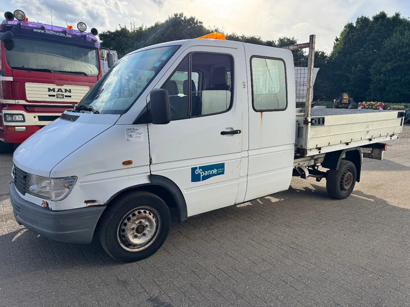Mercedes-Benz Sprinter **212D-5CYL-BELGIAN VAN-AIRCO** - Bestelwagen met open laadbak, Bestelwagen met dubbele cabine: afbeelding 1 Mercedes-Benz Sprinter **212D-5CYL-BELGIAN VAN-AIRCO** - Bestelwagen met open laadbak, Bestelwagen met dubbele cabine: afbeelding 1