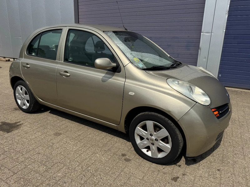 Nissan Micra **PETROL-ESSENCE-AIRCO** - Sedan: afbeelding 1 Nissan Micra **PETROL-ESSENCE-AIRCO** - Sedan: afbeelding 1