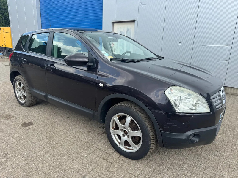 Nissan QASHQAI **DIESEL-AIRCO** - SUV: afbeelding 3 Nissan QASHQAI **DIESEL-AIRCO** - SUV: afbeelding 3