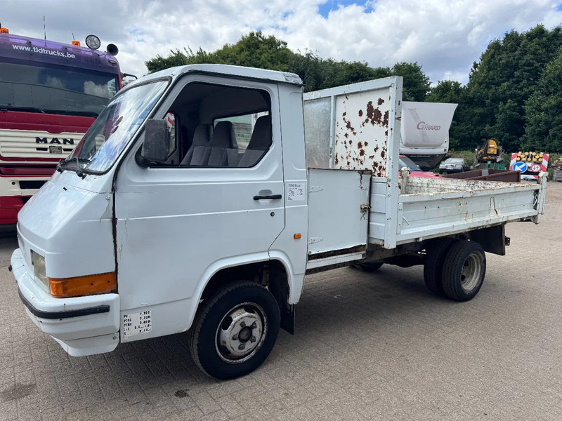 Nissan Trade **TIPPER/BENNE** - Kipper bestelwagen: afbeelding 1 Nissan Trade **TIPPER/BENNE** - Kipper bestelwagen: afbeelding 1