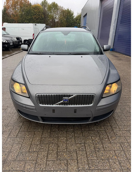 Volvo V50 **AIRCO-BELGIAN CAR** - Personenwagen: afbeelding 2 Volvo V50 **AIRCO-BELGIAN CAR** - Personenwagen: afbeelding 2