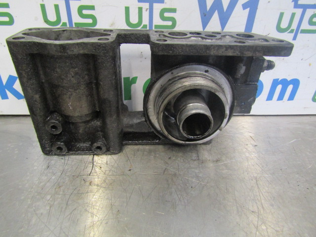 CUMMINS M11 OIL FLTER HOUSING P/NO 3102774 - Motor en onderdelen voor Vrachtwagen: afbeelding 3 CUMMINS M11 OIL FLTER HOUSING P/NO 3102774 - Motor en onderdelen voor Vrachtwagen: afbeelding 3