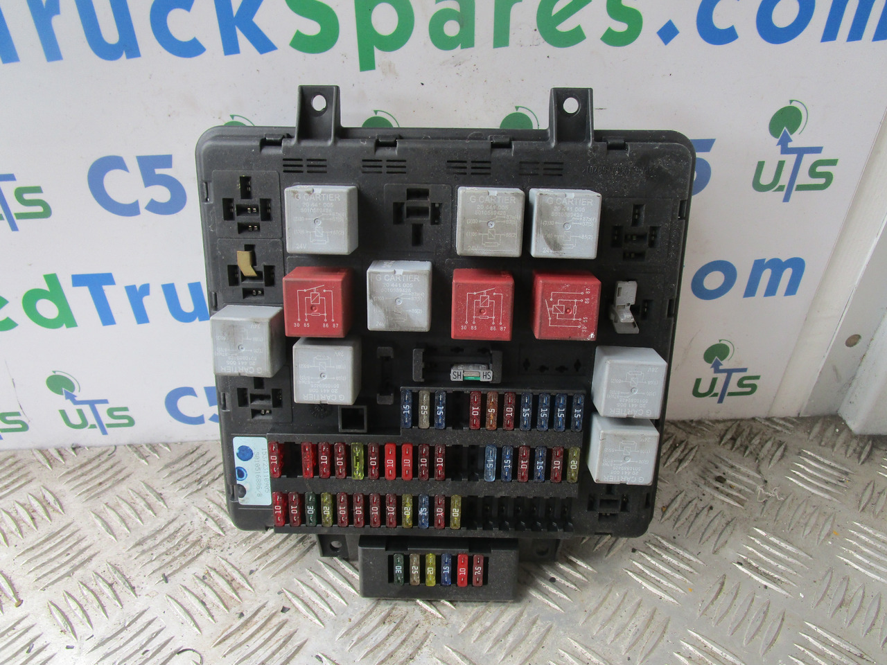 DAF CF 65 FUSEBOARD P/NO 153723110905 - Elektrisch systeem voor Vrachtwagen: afbeelding 1 DAF CF 65 FUSEBOARD P/NO 153723110905 - Elektrisch systeem voor Vrachtwagen: afbeelding 1