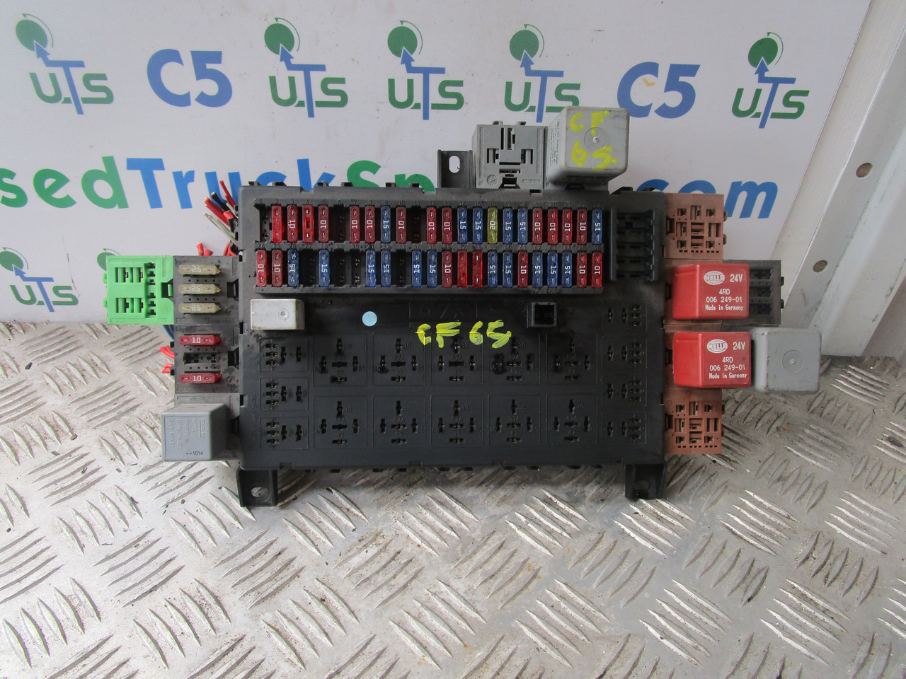 DAF CF 65 FUSEBOARD P/NO 518685102/02 - Elektrisch systeem voor Vrachtwagen: afbeelding 1 DAF CF 65 FUSEBOARD P/NO 518685102/02 - Elektrisch systeem voor Vrachtwagen: afbeelding 1