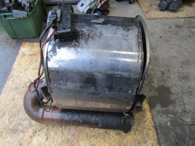 DAF XF 105 EXHAUST DPF/CAT EURO 5 SPEC P/NO 1747245 - Uitlaatsysteem voor Vrachtwagen: afbeelding 2 DAF XF 105 EXHAUST DPF/CAT EURO 5 SPEC P/NO 1747245 - Uitlaatsysteem voor Vrachtwagen: afbeelding 2
