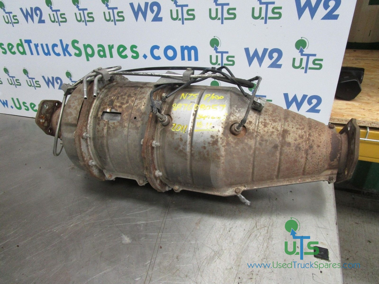ISUZU N75 (4HK1) 190 DPF / CATALYST / EXHAUST P/NO 897608057 - Uitlaatsysteem voor Vrachtwagen: afbeelding 1 ISUZU N75 (4HK1) 190 DPF / CATALYST / EXHAUST P/NO 897608057 - Uitlaatsysteem voor Vrachtwagen: afbeelding 1