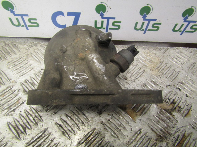 ISUZU N75 4HK1 EURO 5 OIL FILTER HOUSING - Motor en onderdelen voor Vrachtwagen: afbeelding 2 ISUZU N75 4HK1 EURO 5 OIL FILTER HOUSING - Motor en onderdelen voor Vrachtwagen: afbeelding 2