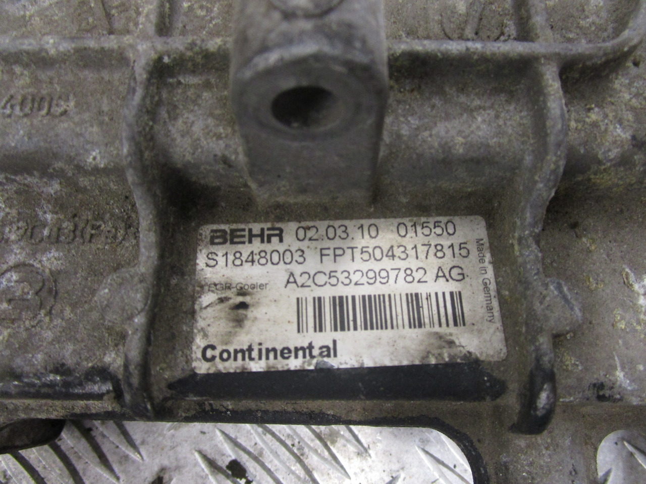 IVECO DAILY 3.0 EGR COOLER P/NO 504317815 - Motor en onderdelen voor Vrachtwagen: afbeelding 2 IVECO DAILY 3.0 EGR COOLER P/NO 504317815 - Motor en onderdelen voor Vrachtwagen: afbeelding 2