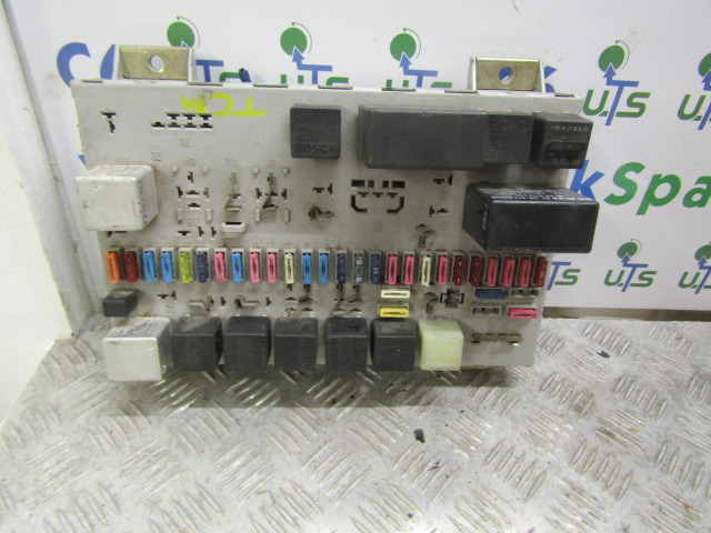 Elektrisch systeem voor Vrachtwagen MAN LE SERIES FUSEBOARD P/NO 81.25444.6060: afbeelding 1