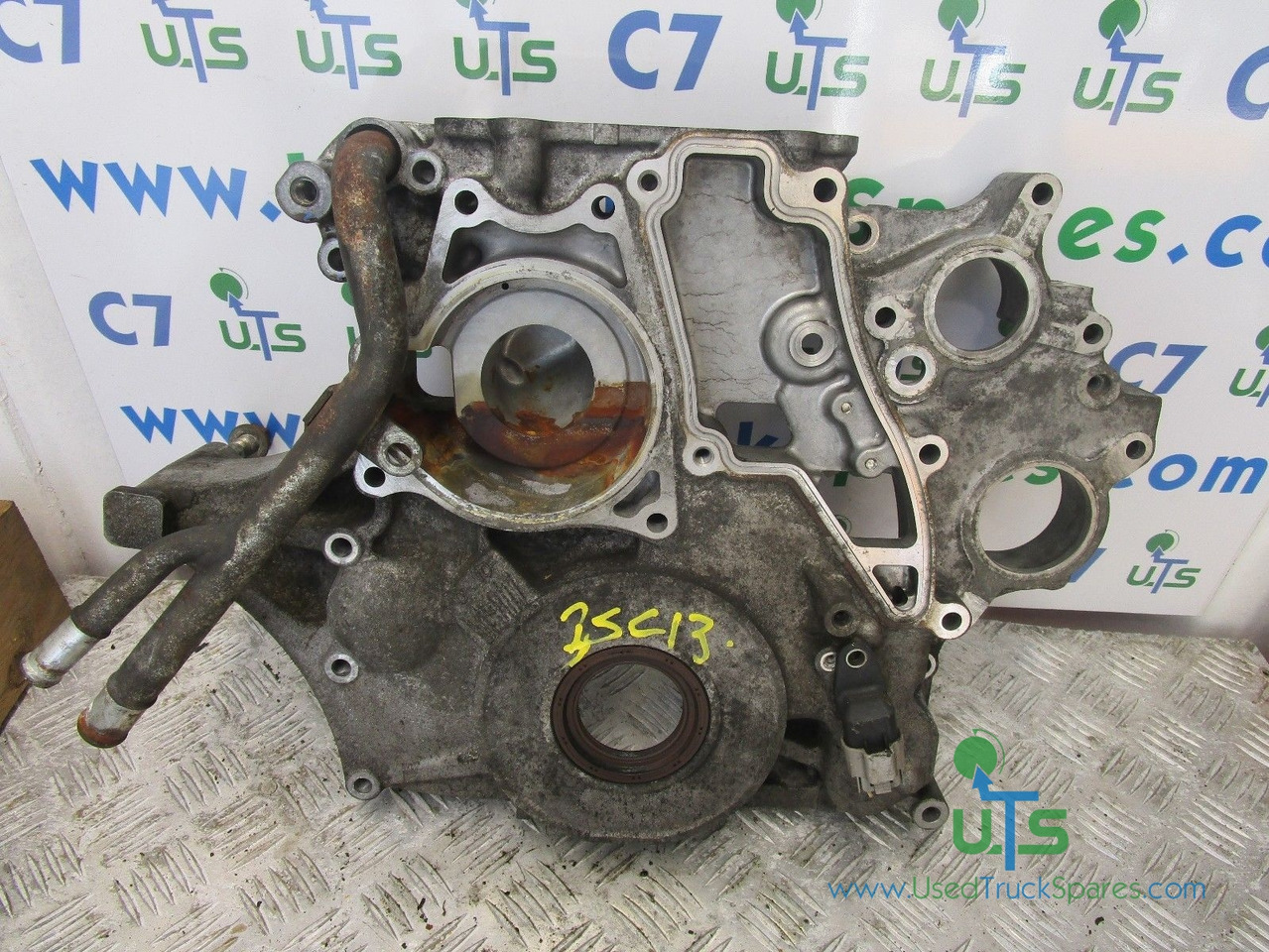 MITSUBISHI CANTER 35C13 FRONT TIMING COVER - Motor en onderdelen voor Vrachtwagen: afbeelding 1 MITSUBISHI CANTER 35C13 FRONT TIMING COVER - Motor en onderdelen voor Vrachtwagen: afbeelding 1