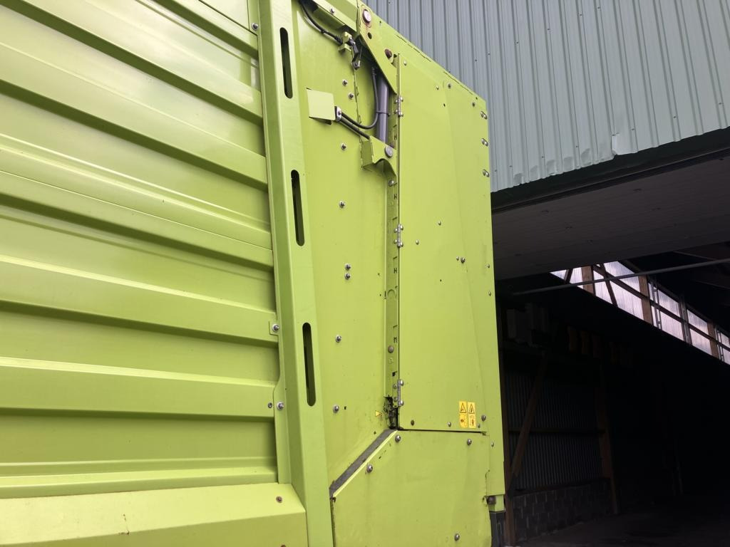CLAAS CARGOS 8500 - Opraapwagen: afbeelding 4 CLAAS CARGOS 8500 - Opraapwagen: afbeelding 4