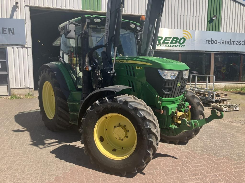 John Deere 6125R - Tractor: afbeelding 1 John Deere 6125R - Tractor: afbeelding 1