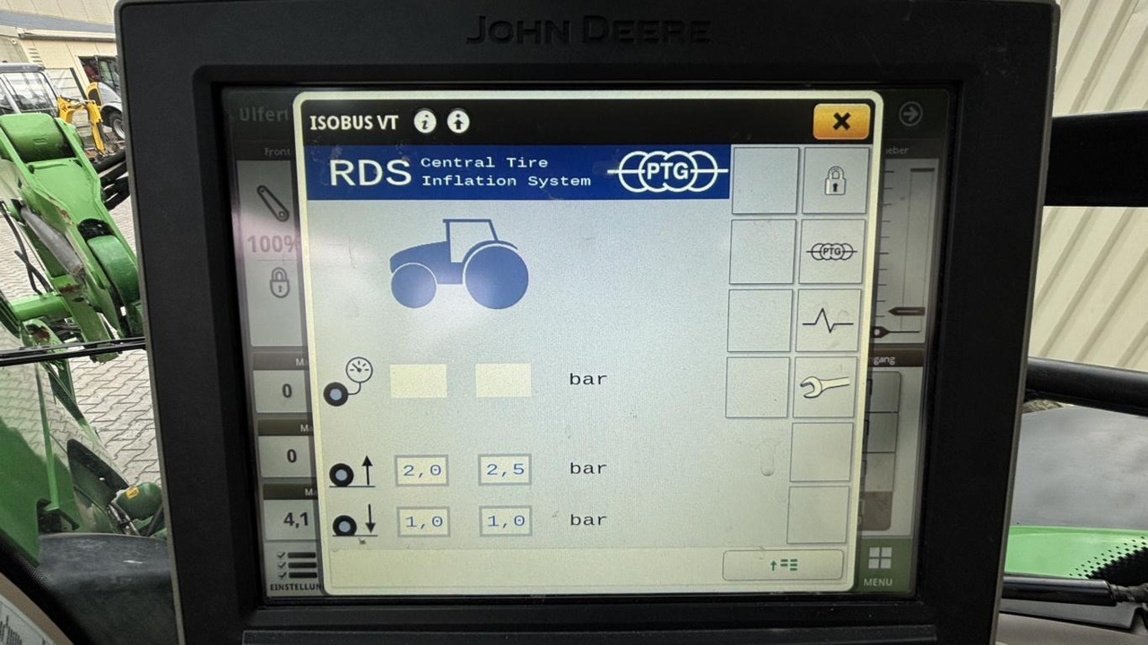 John Deere 6155R - Tractor: afbeelding 2 John Deere 6155R - Tractor: afbeelding 2