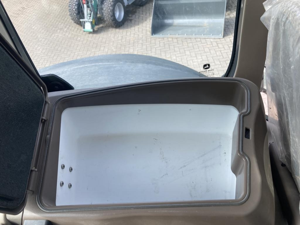 John Deere 6R230 - Tractor: afbeelding 3 John Deere 6R230 - Tractor: afbeelding 3