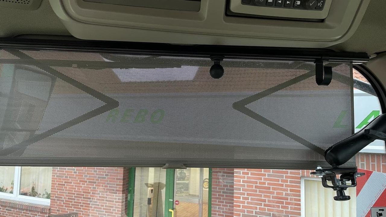 John Deere 7R330 - Tractor: afbeelding 3 John Deere 7R330 - Tractor: afbeelding 3
