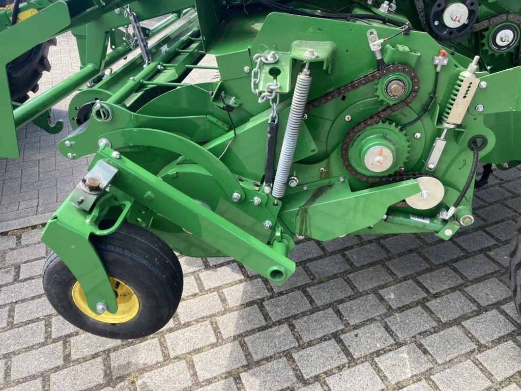 John Deere V461M - PAKET FÜR RUNDBALLENPR - Wikkelaar: afbeelding 4 John Deere V461M - PAKET FÜR RUNDBALLENPR - Wikkelaar: afbeelding 4