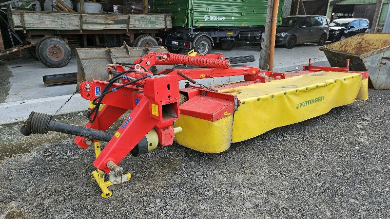 Pöttinger Novacat 305 H - Maaimachine: afbeelding 1 Pöttinger Novacat 305 H - Maaimachine: afbeelding 1
