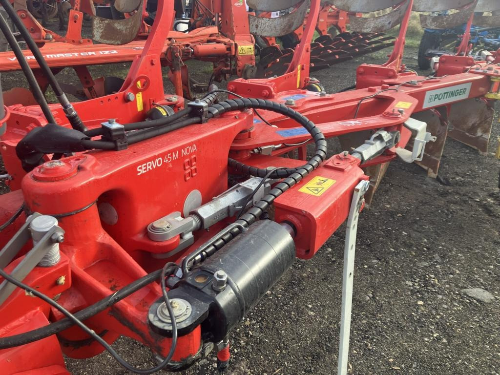 Pöttinger SERVO 45 M 5-SCHAR NOVA - Ploeg: afbeelding 5 Pöttinger SERVO 45 M 5-SCHAR NOVA - Ploeg: afbeelding 5
