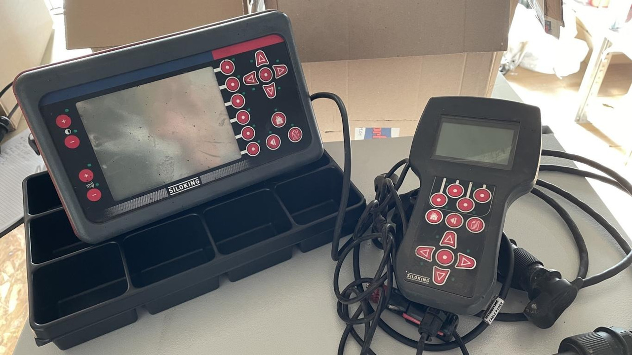 Siloking SILOKING DUO 14CBM-T - Voermengwagen: afbeelding 3 Siloking SILOKING DUO 14CBM-T - Voermengwagen: afbeelding 3