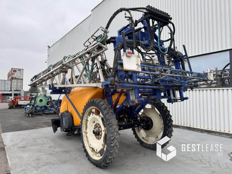 CARUELLE HIRONDELLE - Getrokken veldspuit: afbeelding 2 CARUELLE HIRONDELLE - Getrokken veldspuit: afbeelding 2