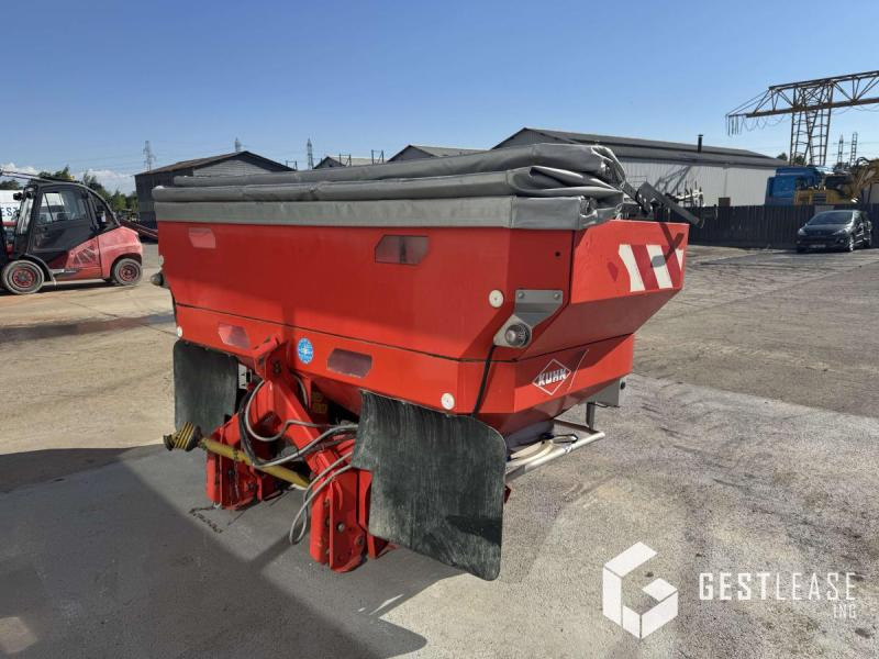 Kuhn AXIS 40.1 W - Kunstmeststrooier: afbeelding 4 Kuhn AXIS 40.1 W - Kunstmeststrooier: afbeelding 4