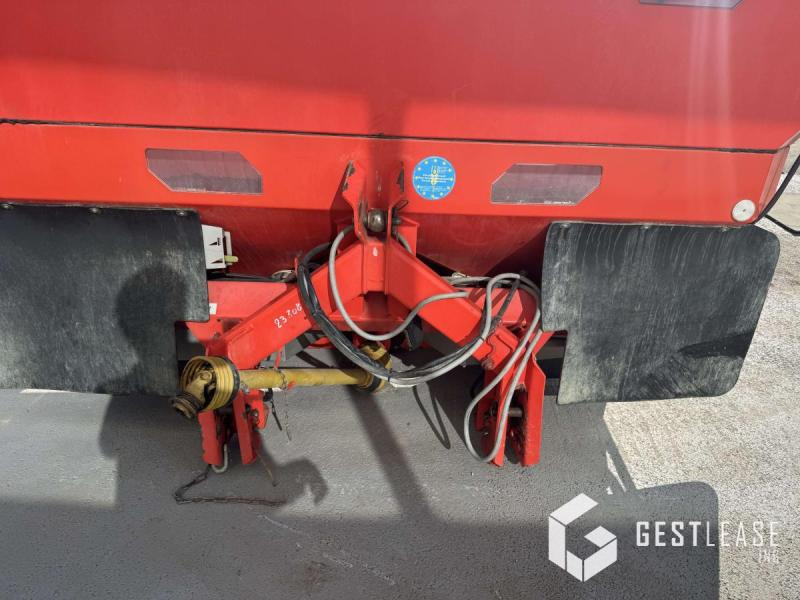 Kuhn AXIS 40.1 W - Kunstmeststrooier: afbeelding 5 Kuhn AXIS 40.1 W - Kunstmeststrooier: afbeelding 5
