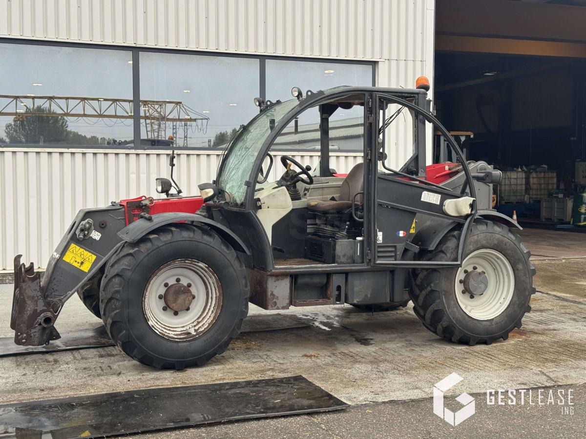 MASSEY FERGUSON 9407 - Reach truck: afbeelding 1 MASSEY FERGUSON 9407 - Reach truck: afbeelding 1