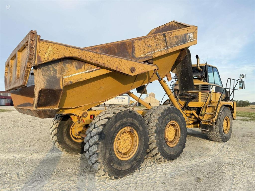CAT 730 - Kiepwagen met knikbesturing: afbeelding 4 CAT 730 - Kiepwagen met knikbesturing: afbeelding 4