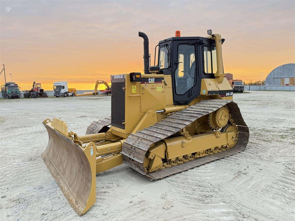 CAT D4H LGP USA MADE - Bulldozer: afbeelding 1 CAT D4H LGP USA MADE - Bulldozer: afbeelding 1
