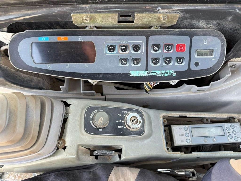 Rupsgraafmachine Case Cx 210, ISUZU MANUAL PUMP: afbeelding 21